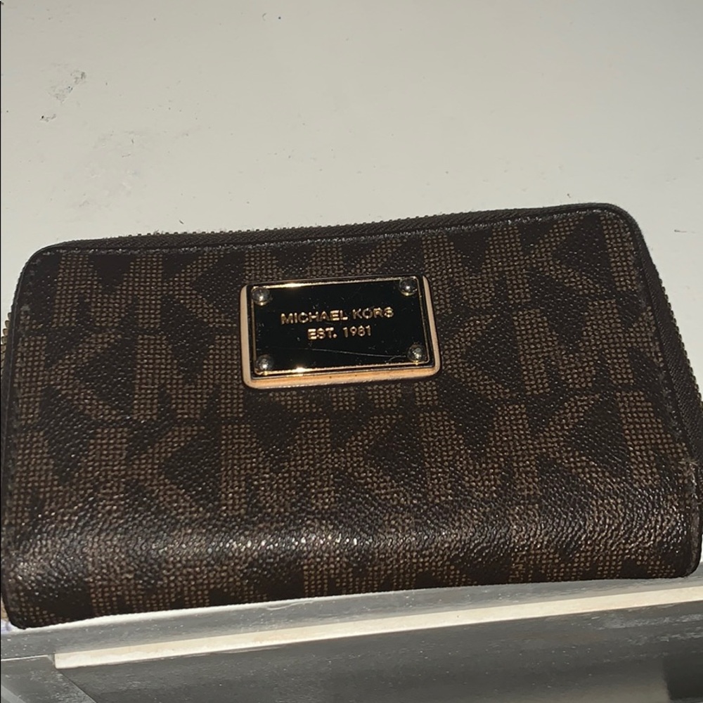 Michael Kors Wrislet Wallet